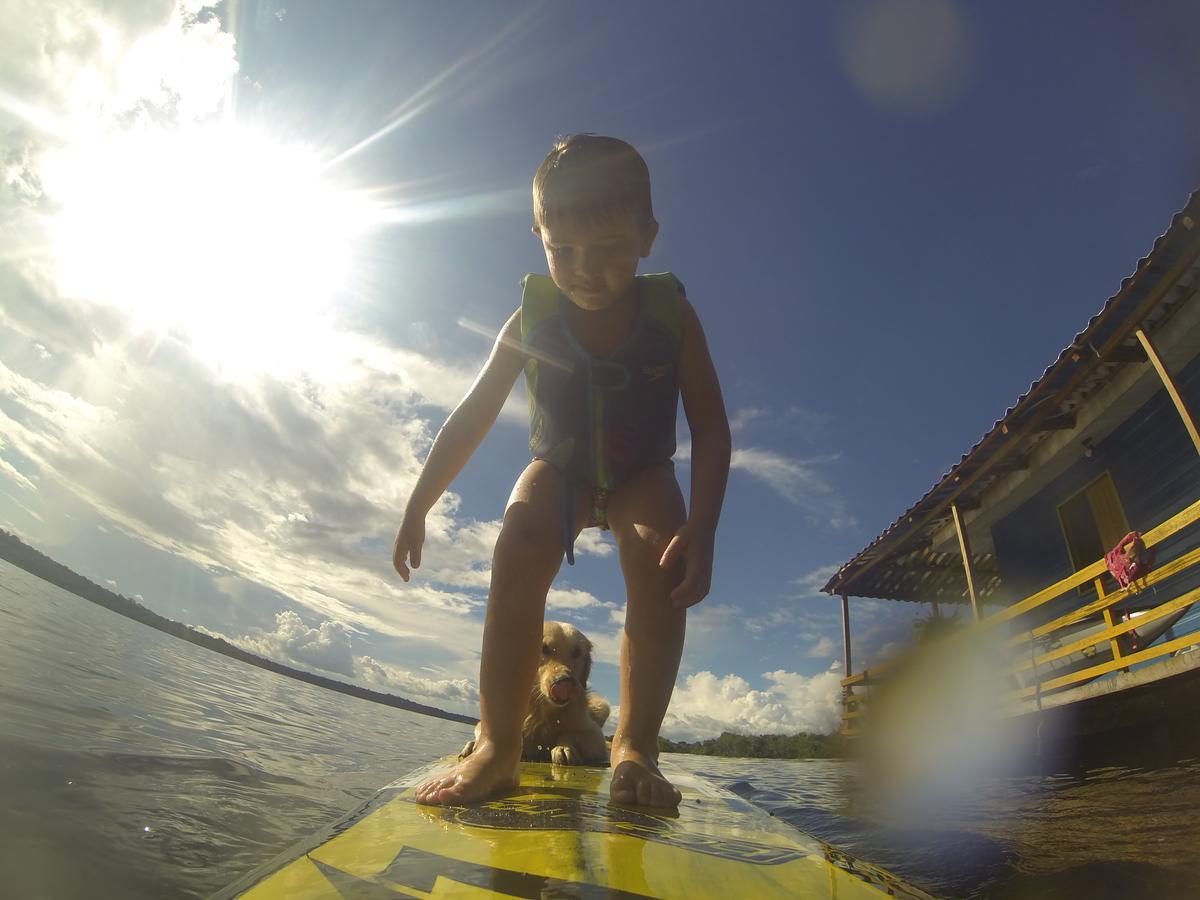 Abare House Floating Hostel Manaus Exterior photo